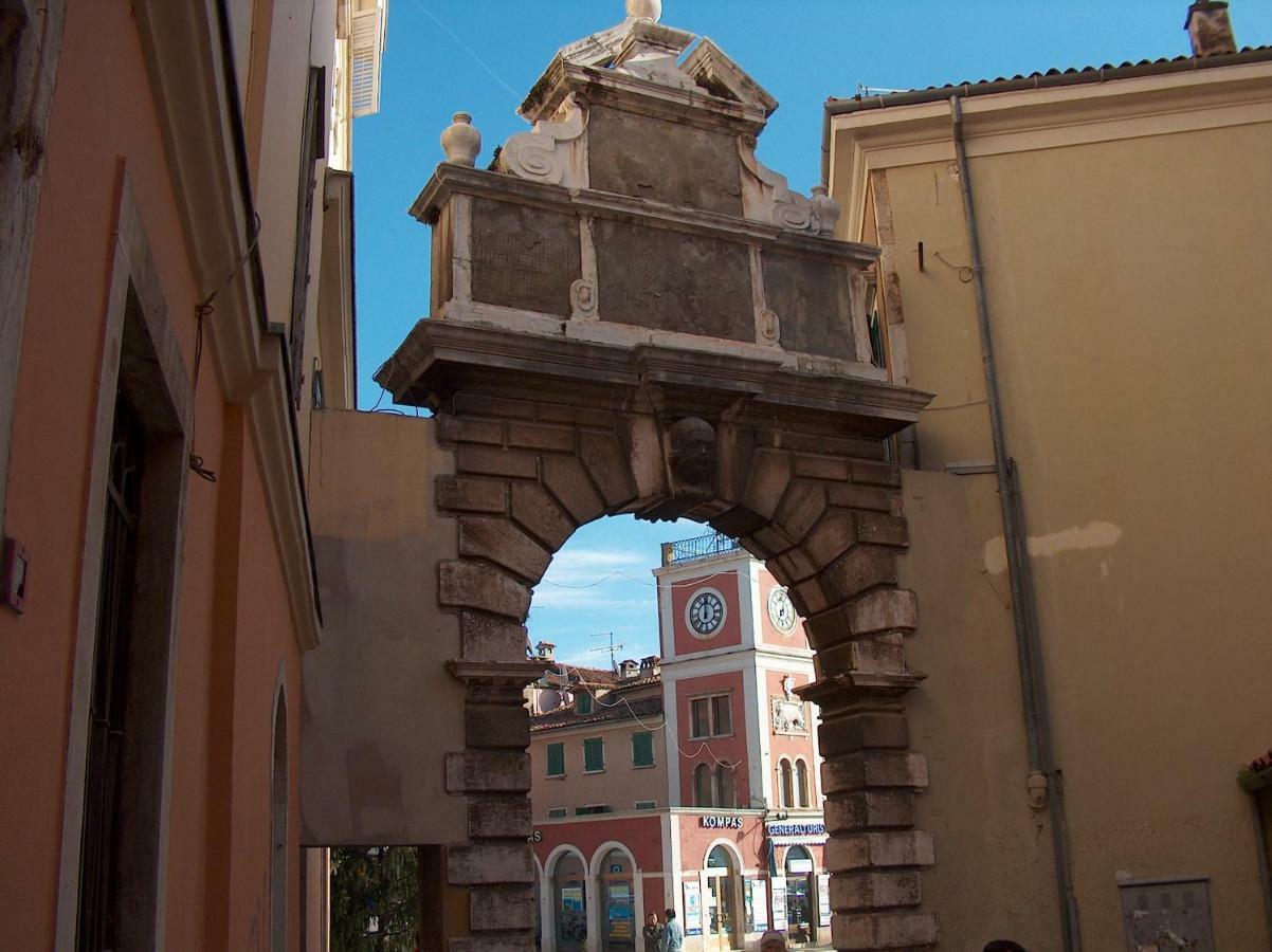 Apartman Eli 2 Rovigno Esterno foto